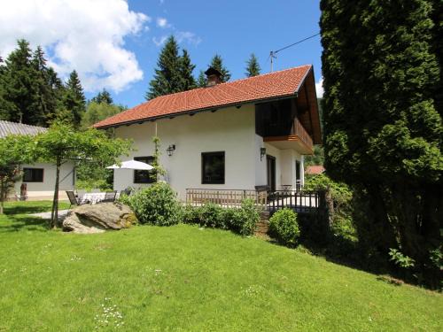 Gnesau House | Pet-Friendly Retreat at Haus zum Hirschen - Rated 9.6!