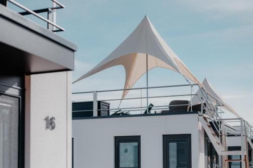 Vetschau/Spreewald Boat Rental | Experience Oceanfront Bliss at Hausboot Auszeit - LP11