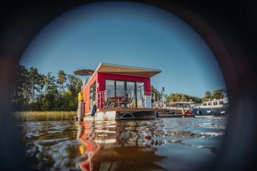 Oberhavel Boat Rental | Experience the Unique Charm of Hausboot Enola by the Sea