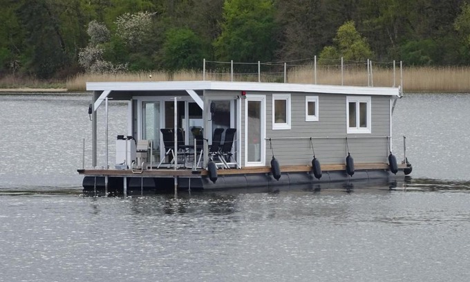 Luebeck Boat Rental | Experience Hausboot Janne Lübeck with Oceanfront Views
