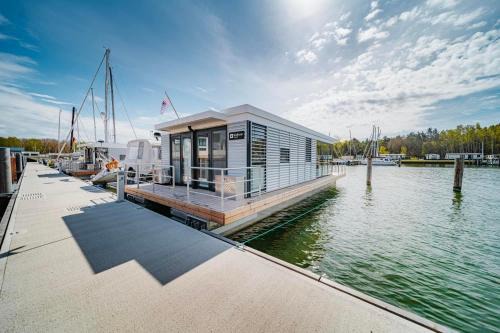 Peenemuende Boat Rental | Oceanfront Serenity at Hausboot Trinity - Perfect for Families