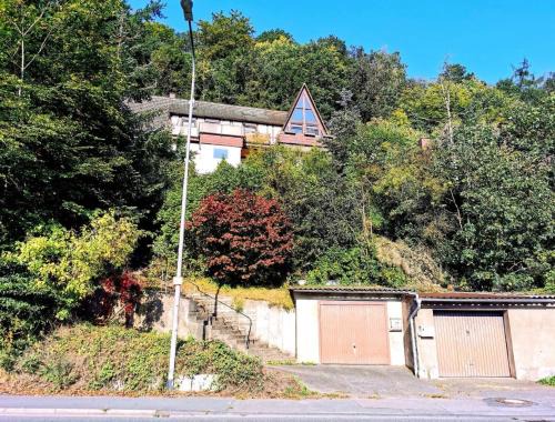 Frankenberg House | Relax in a Cozy Half House with Hot Tub in Frankenberg