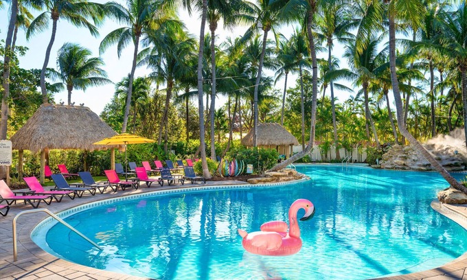 New Town Hotel | Discover Havana Cabana at Key West - 4-Star Family Retreat