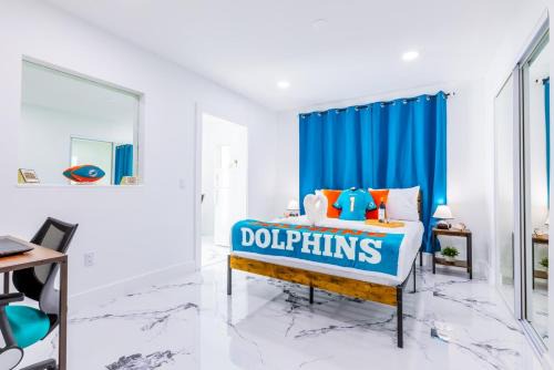 Miami Gardens Apartment | HavanaDolphinsluxury 2PPL TopLocation Parking Pets
