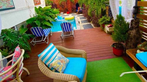 Boarded Hall Apartment | Have fun with the whole family at this stylish place with smart home features