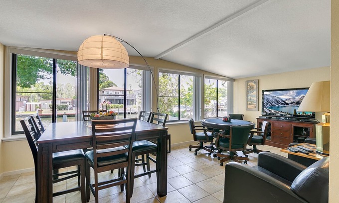 Crystal River House | Experience Extra Fun with Ocean View and Family-Friendly Amenities