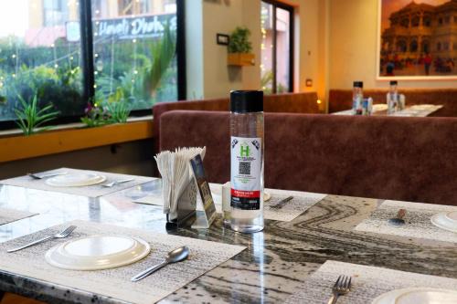 Sanwer Hotel | Haveli Dhaba and Resort
