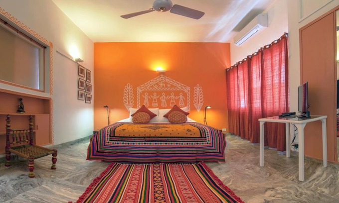 Hauz Khas Bed & Breakfast | Inviting Haveli Hauz Khas: Family-Friendly & Rated 9.4/10