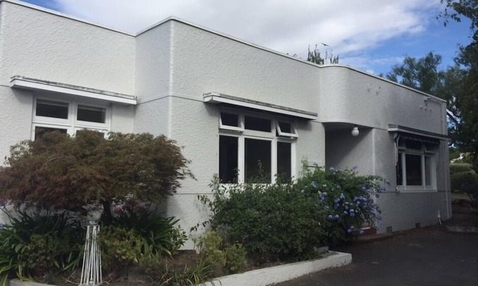 Havelock North House | Top-Rated Oceanfront Stay at Deco on Duart, Havelock North