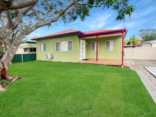 North Haven House | Pet-Friendly Haven Hideout for Families and Travelers