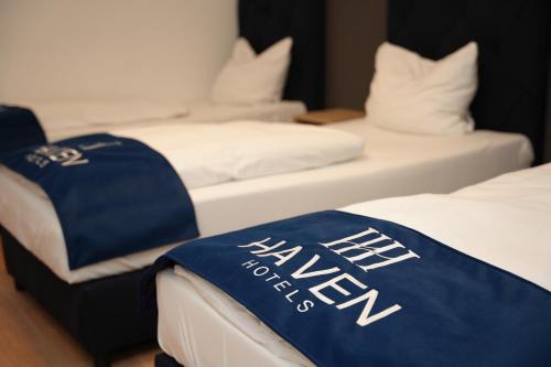 Leverkusen Hotel | Pet-Friendly Haven - Hotel Am Stadion with Pool & Hot Tub