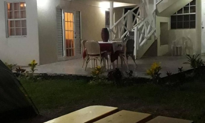 Oistins House | Comfortable Haven House Apartments with Family-Friendly Amenities