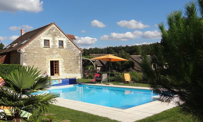 Saint-Sauveur House | Tranquil Retreat with Pool and 9.8/10 Guest Rating