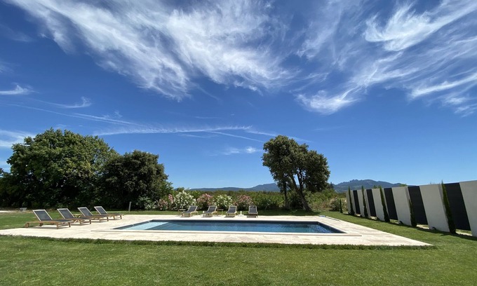 Violes Villa | Serene Retreat Among the Vineyards with Ocean Views