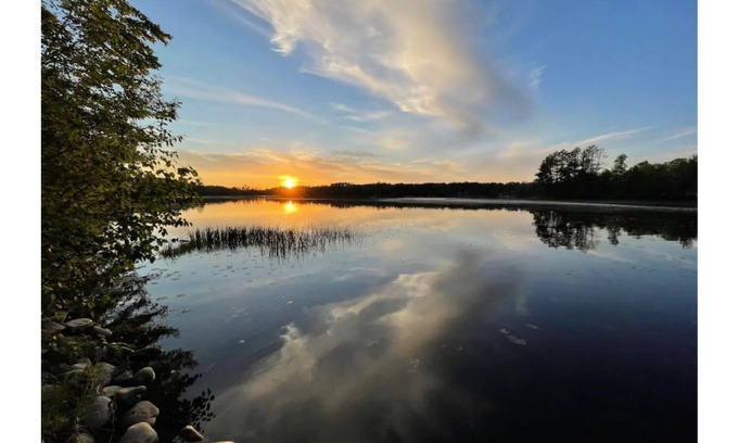 Grand Rapids House | Pet-Friendly Haven on Hale Lake: Guest Rated 10/10!