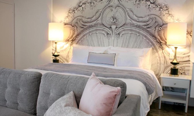 Highgate House | Escape to Haven on the Park: Oceanfront Bliss Awaits