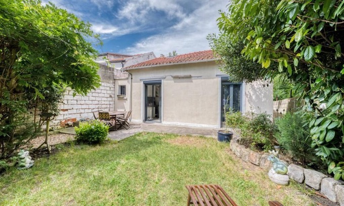 Romainville House | Peaceful Retreat Near Paris with Family & Pet Amenities