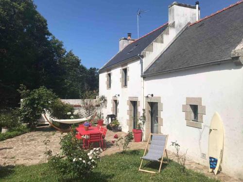 Cleden-Cap-Sizun House | Secluded Haven with Ocean Views and Pet-Friendly Amenities