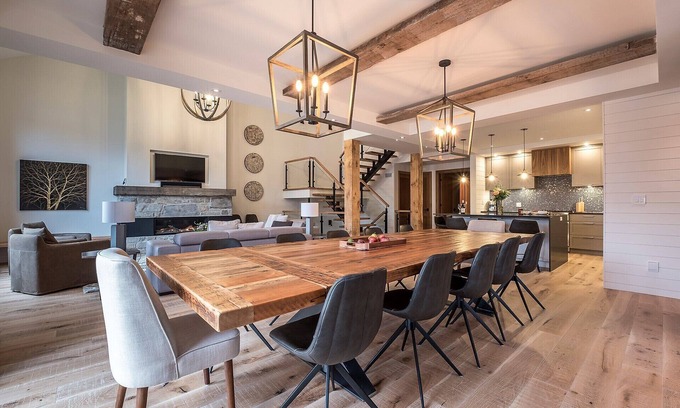 Mont-Tremblant House | Havre 111 Des Skieurs | Ski-in/Ski-out with Pool & Spa