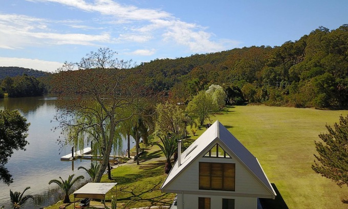 Lower Portland House | Inviting Hawkesbury River Guest House - Rated 9.8/10