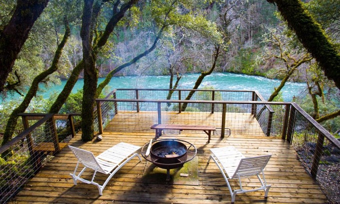 Burnt Ranch House | Tranquil Hawkins Bar River Home with Private Beach Access