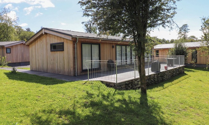 Haverthwaite Cottage | HAWTHORN CROFT: Pet-Friendly Retreat with Garden in Haverthwaite