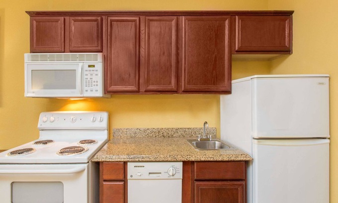 Corpus Christi Hotel | Comfortable Stay at Hawthorn Extended Stay in Corpus Christi