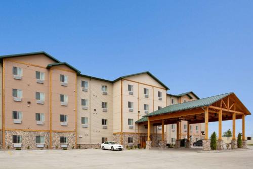 Minot Hotel | Pet-Friendly Hawthorn Extended Stay in Minot, Rated 8.3/10