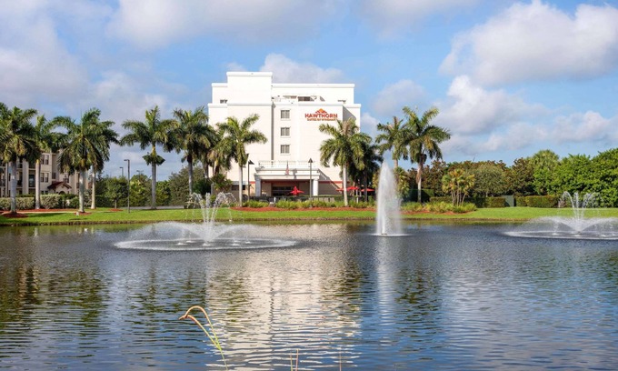 Palm Beach - West Palm Beach Hotel | Ocean View Comfort at Hawthorn Extended Stay, West Palm Beach