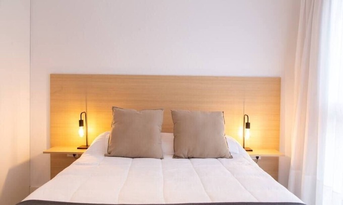 Chacarita Apartment | Discover Haya: Pet-Friendly Modern Escape with Top Ratings