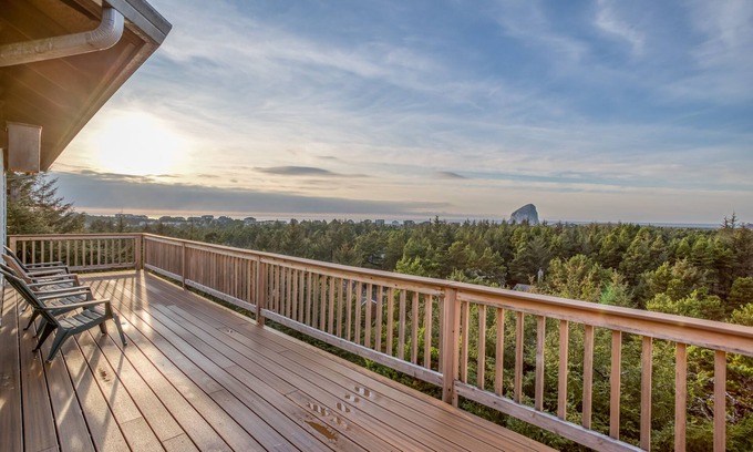 Pacific City House | Scenic King Suite with Game Room & Ocean Views in Pacific City