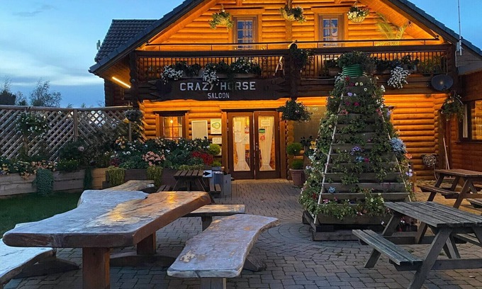 Morpeth Cottage | Discover Hazel Oaks: Top-Rated Hotel with Pool & Spa
