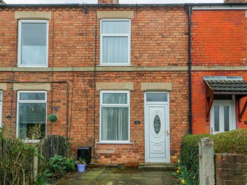 Worksop House | Hazelmere Cottage: 4-Star, Pet & Child Friendly Retreat