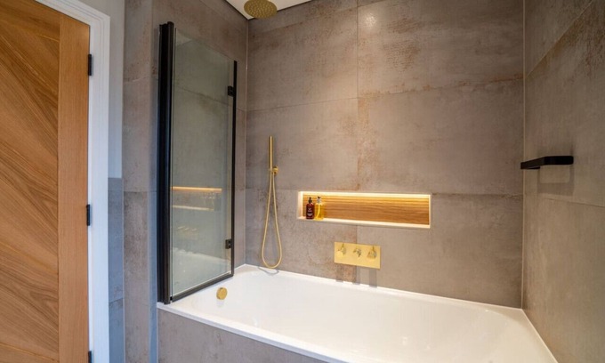Crawley Apartment | Discover Hazelwick Apartment: Family-Friendly Haven in Crawley