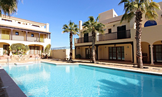 Villaricos Apartment | Harbour Lights: Beachside Escape with Pool & Free WiFi