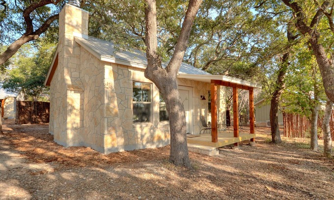 Wimberley Cabin | Relaxing Desert Willow I Cabin in Wimberley - 9.6/10 Rating