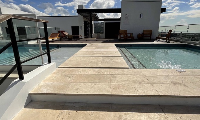 New Kingston Condo | Discover Heart and Soul II: Ocean View with Spa & Pool