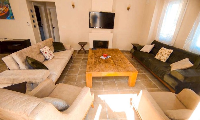 Bodrum City Center Apartment | Explore Heart of Bodrum: Family-Friendly Accommodations Await