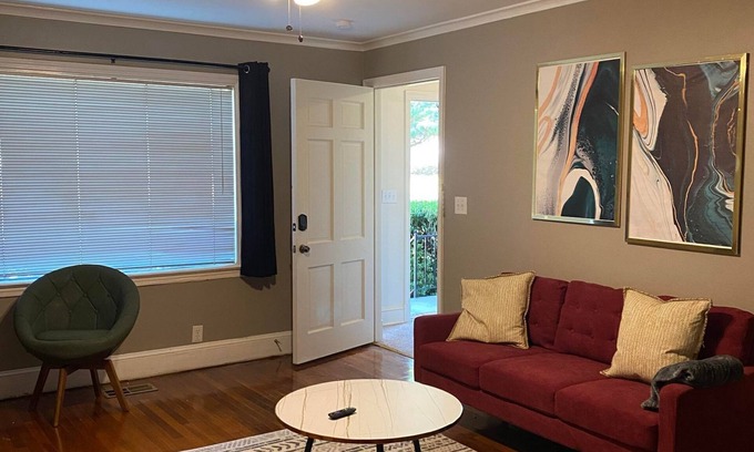Caddo Heights-South Highlands House | Prime Location with Free Parking and Family-Friendly Amenities