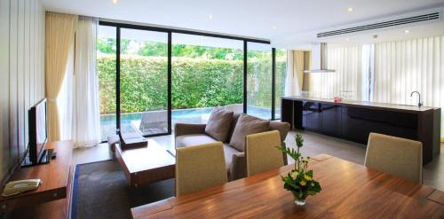 Mu Si Resort | Relax at Greenery Concierge with Pool and Hot Tub Access