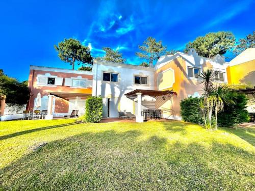 Almancil Villa | Discover Quinta do Lago: Family-Friendly Retreat Awaits