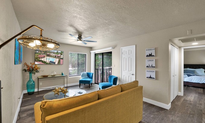 McCormick Ranch Condo | Prime Scottsdale Retreat: Pool, Spa & Breakfast Awaits