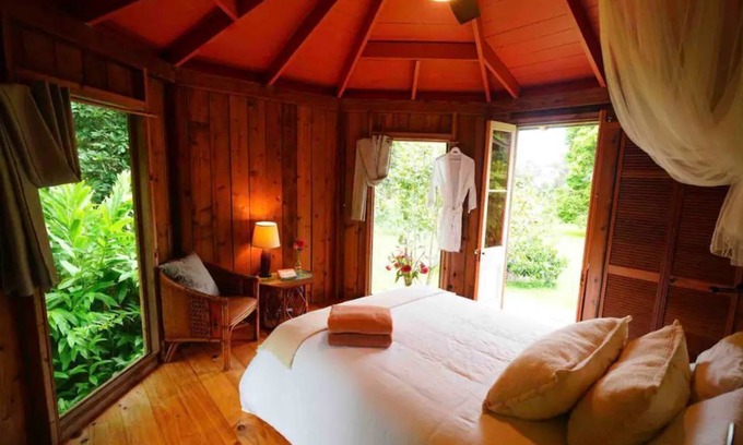 Honokaa Other | Heart Sanctuary w/ hosted amenities, yoga & fire