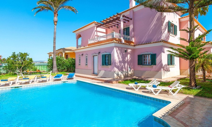 Montechoro Villa | Heatable Pool & BBQ – Villa in Albufeira
