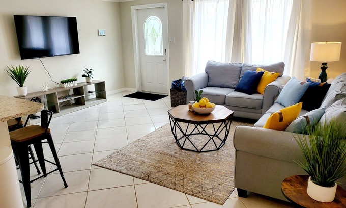 North Port House | Heated Pool & Ocean View: Renovated Vacation Retreat