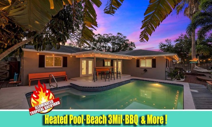 Largo Villa | Guest Rated 10/10: Beachside Pool House with Gym & BBQ
