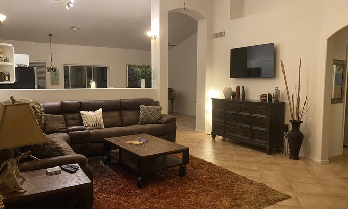 Parke Place House | Perfect Getaway: Heated Pool & Pet Friendly Stays Await