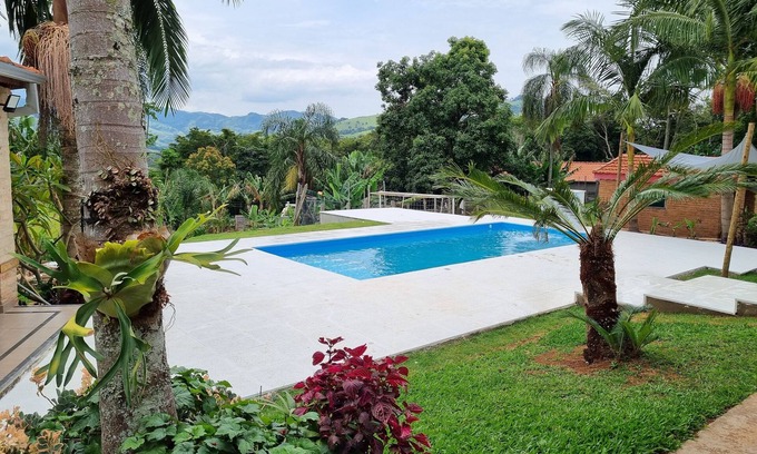 Itapeva Cottage | Relaxing Retreat with Heated Pool & Spa Near Monte Verde