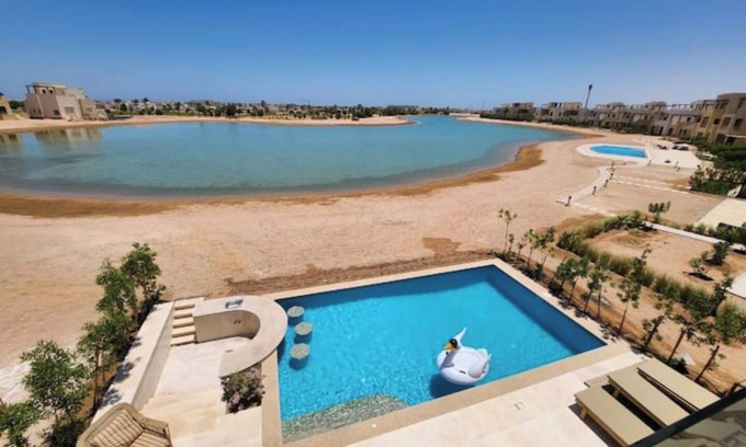 Marsa Alam House | Heated Swimming Pool/Lake view/Luxury 5 BR villa