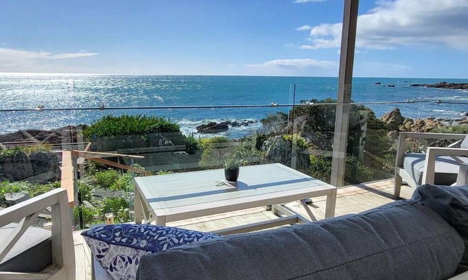 Boat Harbour Beach House | Heathcliff: Oceanfront Retreat with Breathtaking Views